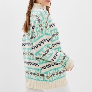 American Eagle Cream & Blue Fair-isle Knit Mock Neck Sweater